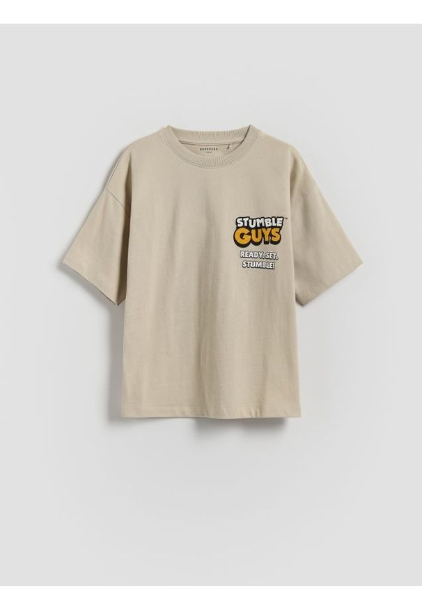 Reserved - T-shirt Stumble Guys - beżowy. Kolor: beżowy. Materiał: dzianina, bawełna