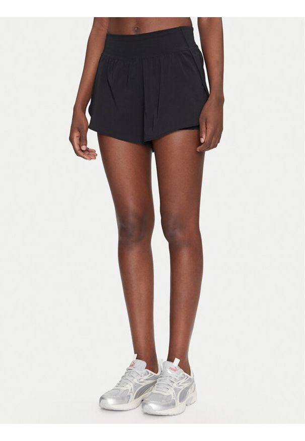 Under Armour Szorty sportowe Vanish 2in1 1376936 Czarny Regular Fit. Kolor: czarny. Materiał: syntetyk