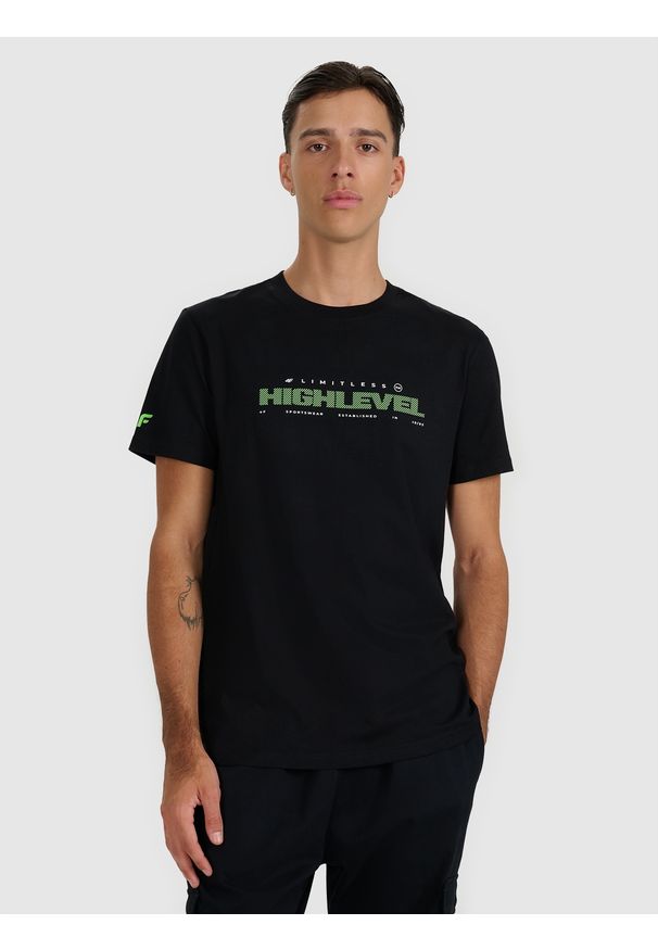 4f - 4F T-shirt regular z nadrukiem męski - czarny 3XL. Kolor: czarny. Materiał: skóra, materiał, bawełna. Wzór: nadruk