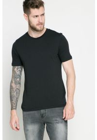 Selected Homme - T-shirt. Okazja: na co dzień. Kolor: czarny. Materiał: dzianina. Styl: casual