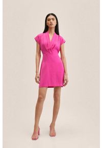 mango - Mango sukienka Palma kolor różowy mini dopasowana. Kolor: różowy. Długość rękawa: krótki rękaw. Typ sukienki: dopasowane. Długość: mini #7