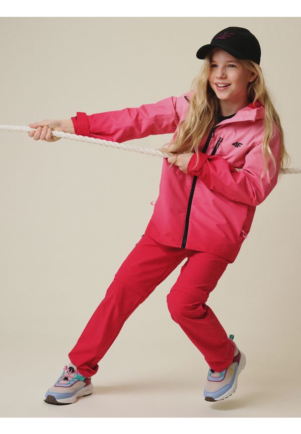 4f - 4F Spodnie trekkingowe 2w1 dziewczęce - różowe 164 (13-14 lat). Kolor: różowy. Materiał: tkanina, guma, materiał. Długość: krótkie. Sezon: lato. Sport: turystyka piesza