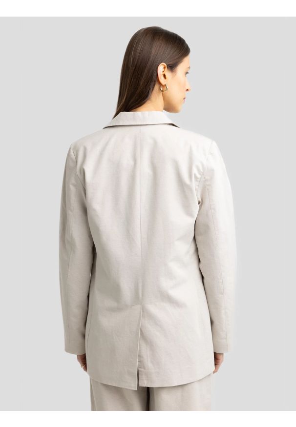 Big-Star - Marynarka damska z dodatkiem lnu beżowa Marylia 800. Okazja: na spotkanie biznesowe. Kolor: beżowy. Materiał: len. Wzór: aplikacja. Styl: biznesowy, elegancki