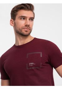 Ombre Clothing - Bawełniany męski t-shirt z nadrukiem na kieszonce – bordowy V2. Okazja: na co dzień. Kolor: czerwony. Materiał: bawełna. Wzór: nadruk. Styl: casual #5