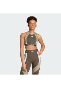 Adidas - Biustonosz Techfit Medium-Support High-Neck Colorblock. Kolor: zielony. Materiał: materiał. Technologia: Techfit (Adidas). Sport: fitness