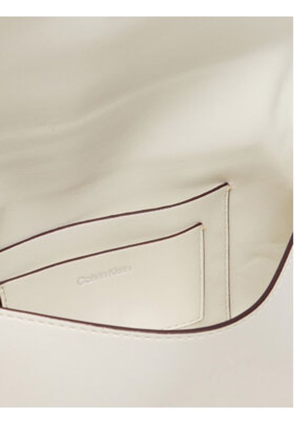 Calvin Klein Torebka Ck Convertible Chain Small Bag LV04F3172G Biały. Kolor: biały. Materiał: skórzane