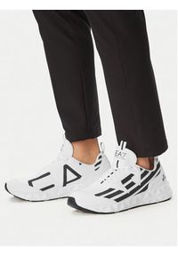 EA7 Emporio Armani Sneakersy X8X217 XK433 U026 Biały. Kolor: biały. Materiał: materiał #2