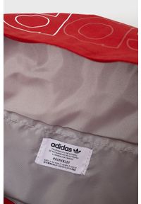 adidas Originals Plecak GN8885 kolor czerwony duży z nadrukiem. Kolor: czerwony. Materiał: materiał. Wzór: nadruk #4