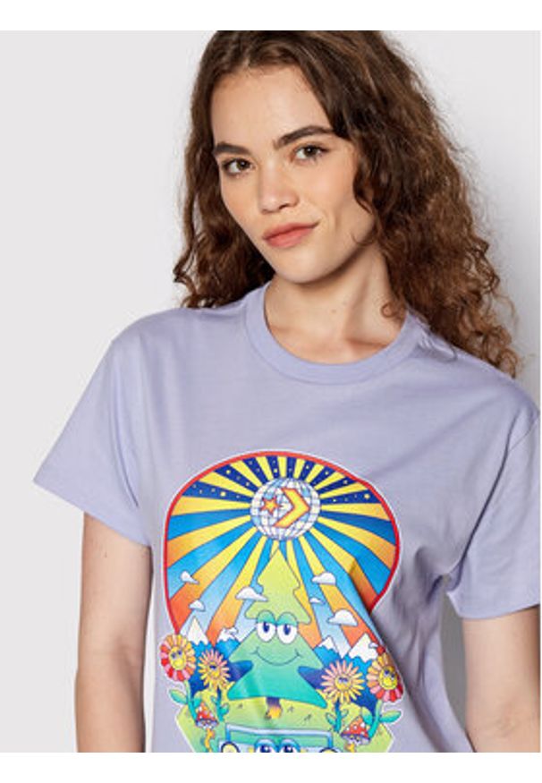 Converse T-Shirt Nature Party Graphic 10024245-A04 Fioletowy Standard Fit. Kolor: fioletowy. Materiał: bawełna