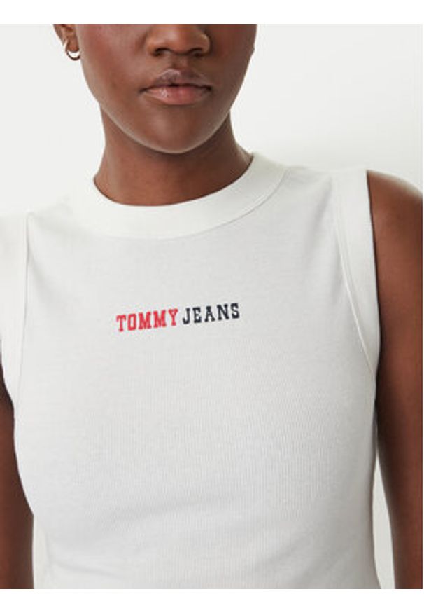Tommy Jeans Top DW0DW22577 Biały Slim Fit. Kolor: biały. Materiał: bawełna