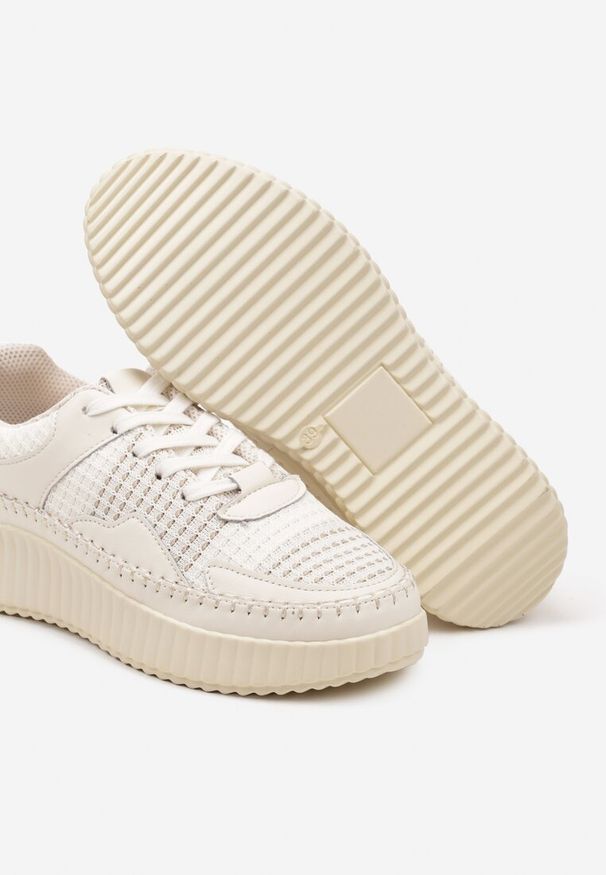 Renee - Beżowe Sneakersy z Przeszyciami i Skórzaną Wkładką na Grubej Podeszwie Daliren. Okazja: na co dzień. Kolor: beżowy. Materiał: skóra