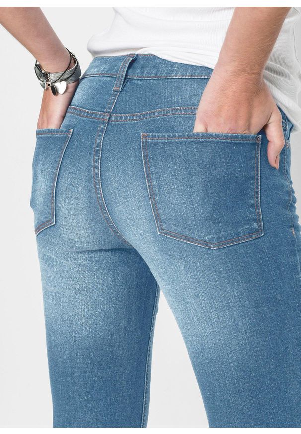 bonprix - Dżinsy Skinny, mid waist, krótsze nogawki. Kolor: niebieski. Długość: krótkie