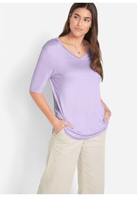 bonprix - Długi shirt z miękkiej wiskozy (2 szt.). Typ kołnierza: dekolt w serek. Kolor: fioletowy. Materiał: wiskoza. Długość: długie #1