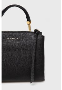 Coccinelle - Torebka skórzana Arlettis. Kolor: czarny. Materiał: skórzane. Rodzaj torebki: na ramię #3