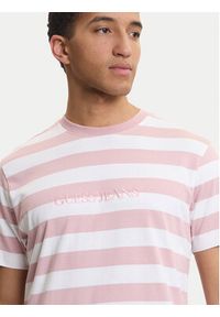 Guess Jeans T-Shirt M4YI84 K9XF1 Różowy Regular Fit. Kolor: różowy. Materiał: bawełna #5