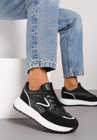 Renee - Czarne Sneakersy na Płaskiej Podeszwie z Geometrycznym Motywem Erithnia. Okazja: na spotkanie biznesowe. Kolor: czarny. Materiał: jeans. Wzór: geometria. Obcas: na płaskiej podeszwie #1