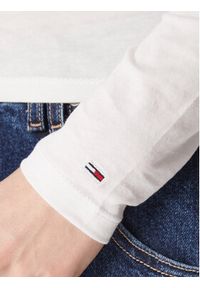 Tommy Jeans Bluzka Essential Logo DW0DW14900 Biały Slim Fit. Kolor: biały. Materiał: bawełna #4