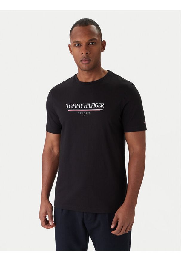 TOMMY HILFIGER - Tommy Hilfiger T-Shirt Brand Love MW0MW40324 Czarny Regular Fit. Kolor: czarny. Materiał: bawełna