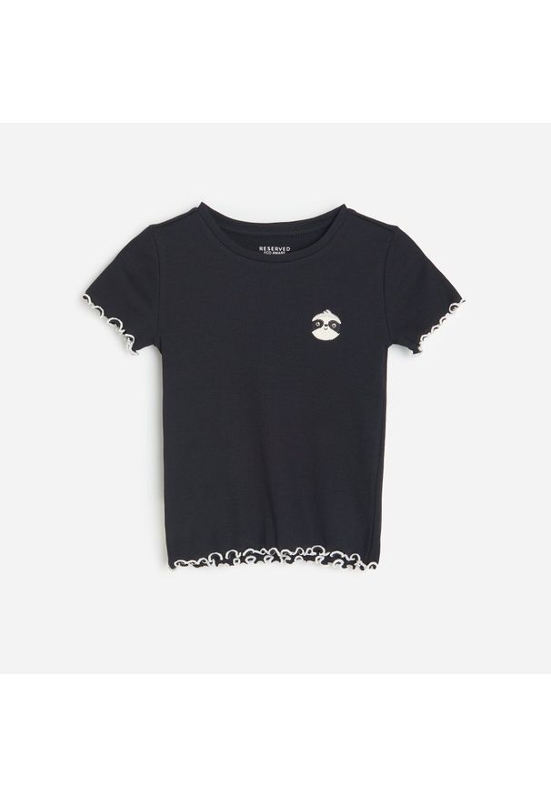 Reserved - Bawełniany t-shirt z aplikacją - Czarny. Kolor: czarny. Materiał: bawełna. Wzór: aplikacja