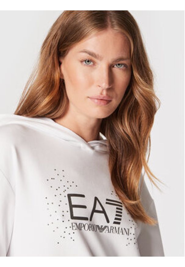 EA7 Emporio Armani Dres 6LTV60 TJEAZ 22BA Biały Regular Fit. Kolor: biały. Materiał: dresówka, bawełna