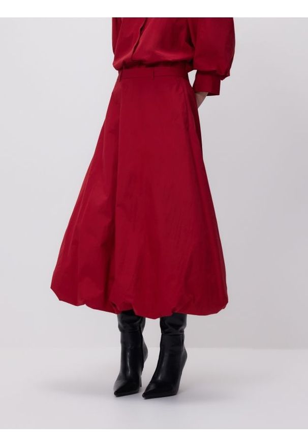 Reserved - Spódnica bombka - czerwony. Kolor: czerwony. Materiał: tkanina, bawełna