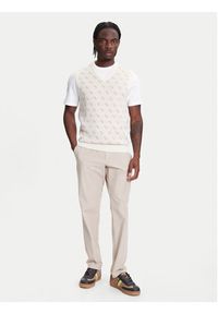 Guess Sweter M5YR09 Z3OE2 Beżowy Regular Fit. Kolor: beżowy. Materiał: syntetyk