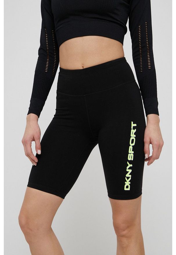 DKNY - Dkny Szorty damskie kolor czarny z nadrukiem high waist. Stan: podwyższony. Kolor: czarny. Materiał: dzianina. Wzór: nadruk