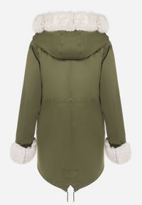 Born2be - Ciemnozielona Kurtka Parka z Futerkiem Koni. Kolor: zielony. Materiał: futro. Sezon: zima, jesień #6