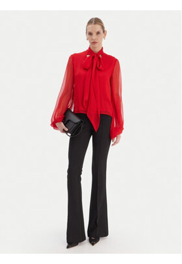 BARDOT - Bardot Bluzka Solace 59704TB2 Czerwony Relaxed Fit. Kolor: czerwony. Materiał: syntetyk