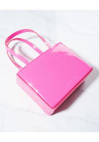 AMINA MUADDI - Różowa torebka Superamini Giorgia. Kolor: różowy, wielokolorowy, fioletowy. Materiał: lakier #5