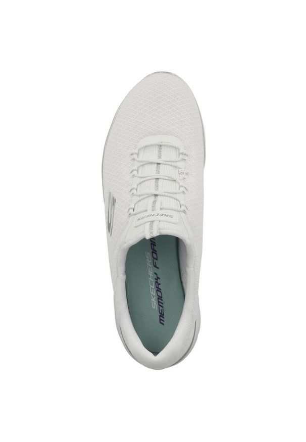 skechers - Buty do chodzenia damskie Skechers Summits. Zapięcie: sznurówki. Kolor: biały. Materiał: materiał, syntetyk. Szerokość cholewki: normalna. Sport: turystyka piesza