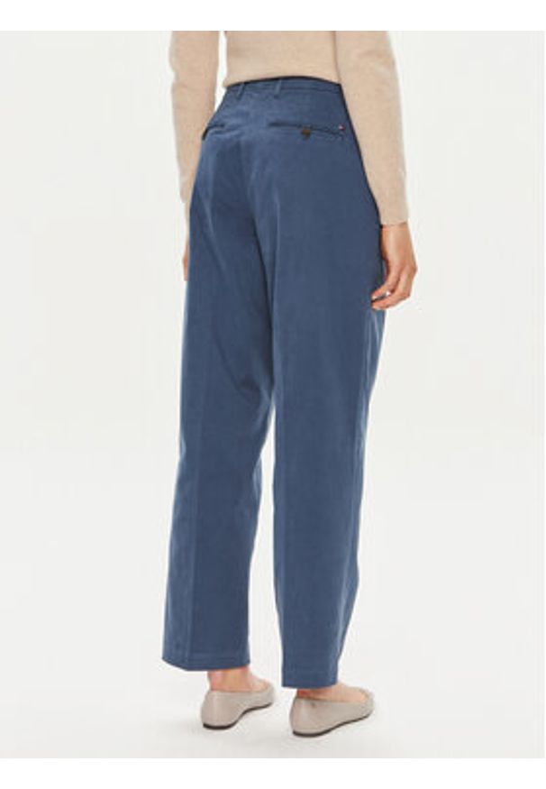 TOMMY HILFIGER - Tommy Hilfiger Spodnie materiałowe WW0WW42233 Niebieski Relaxed Fit. Kolor: niebieski. Materiał: bawełna