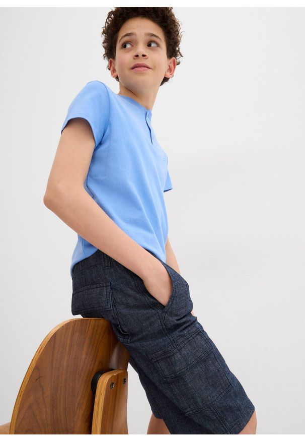 bonprix - Szorty bojówki Chambray, Regular Fit. Kolor: niebieski. Materiał: bawełna. Sezon: lato