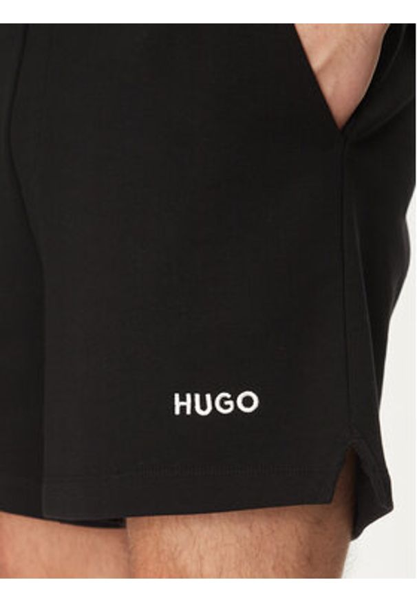 Hugo - HUGO Szorty sportowe Dulasho 50534677 Czarny Relaxed Fit. Kolor: czarny. Materiał: bawełna. Styl: sportowy