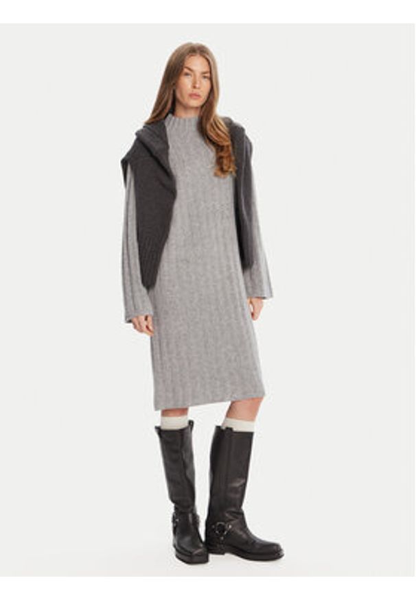 Barbour Sukienka dzianinowa Sophia LDR0939GY71 Szary Regular Fit. Kolor: szary. Materiał: bawełna