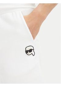 Karl Lagerfeld - KARL LAGERFELD Szorty sportowe 705014 552900 Biały Regular Fit. Kolor: biały. Materiał: bawełna. Styl: sportowy #3