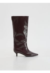 Reserved - Kozaki na obcasie kitten - bordowy. Kolor: czerwony. Materiał: skóra. Obcas: na obcasie. Wysokość obcasa: średni #1