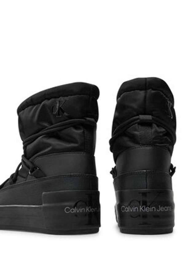 Calvin Klein Jeans Botki Vulc Flatform Snow Boot Wn YW0YW01591 Czarny. Kolor: czarny. Materiał: materiał