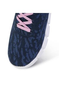 DARE 2B - Buty sportowe damskie Hex-At. Okazja: na co dzień. Kolor: wielokolorowy, różowy, niebieski. Materiał: poliester. Szerokość cholewki: normalna. Sport: fitness