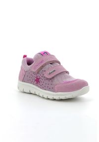 Primigi buty dziecięce kolor różowy. Nosek buta: okrągły. Zapięcie: rzepy. Kolor: różowy. Materiał: guma. Technologia: Gore-Tex