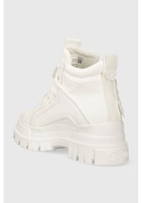 Buffalo sneakersy Aspha Nc Mid Cloud kolor biały 1622279. Nosek buta: okrągły. Kolor: biały. Materiał: guma. Szerokość cholewki: normalna. Obcas: na platformie #4