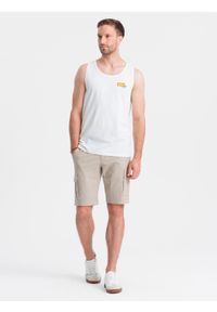 Ombre Clothing - Bawełniany męski tank top z nadrukiem Summer Vibe – biały V2 - Rozmiar: L. Okazja: na plażę, na co dzień. Kolor: biały. Materiał: bawełna. Długość rękawa: bez rękawów. Wzór: nadruk. Sezon: lato. Styl: wakacyjny, sportowy, casual, elegancki #10