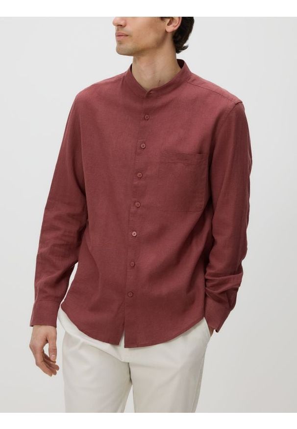 Reserved - Koszula regular fit z lnem - karminowy. Kolor: czerwony. Materiał: len