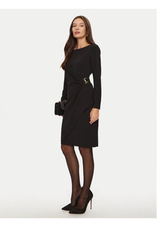 DKNY Sukienka koktajlowa DD4H1242 Czarny Slim Fit. Kolor: czarny. Materiał: syntetyk. Styl: wizytowy