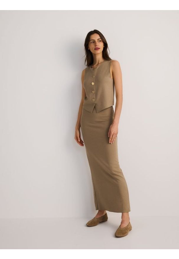 Reserved - Dzianinowa spódnica z wiskozą - beżowy. Kolor: beżowy. Materiał: dzianina, wiskoza