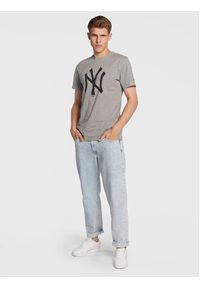 New Era T-Shirt New York Yankees MLB Team Logo 11863696 Szary Regular Fit. Kolor: szary. Materiał: bawełna #4