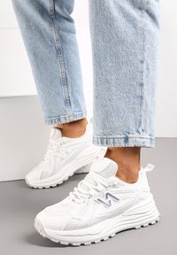 Renee - Białe Sneakersy na Platformie z Wstawkami z Siateczki Epionna. Kolor: biały. Obcas: na platformie #2