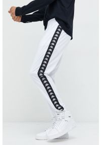 Kappa spodnie dresowe męskie kolor biały z aplikacją. Kolor: biały. Materiał: dresówka. Wzór: aplikacja #2