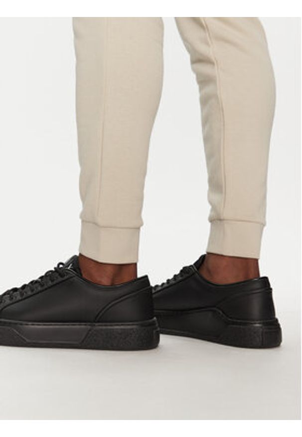 Guess Spodnie dresowe 2YB22 KAIJ1 Écru Regular Fit. Materiał: bawełna