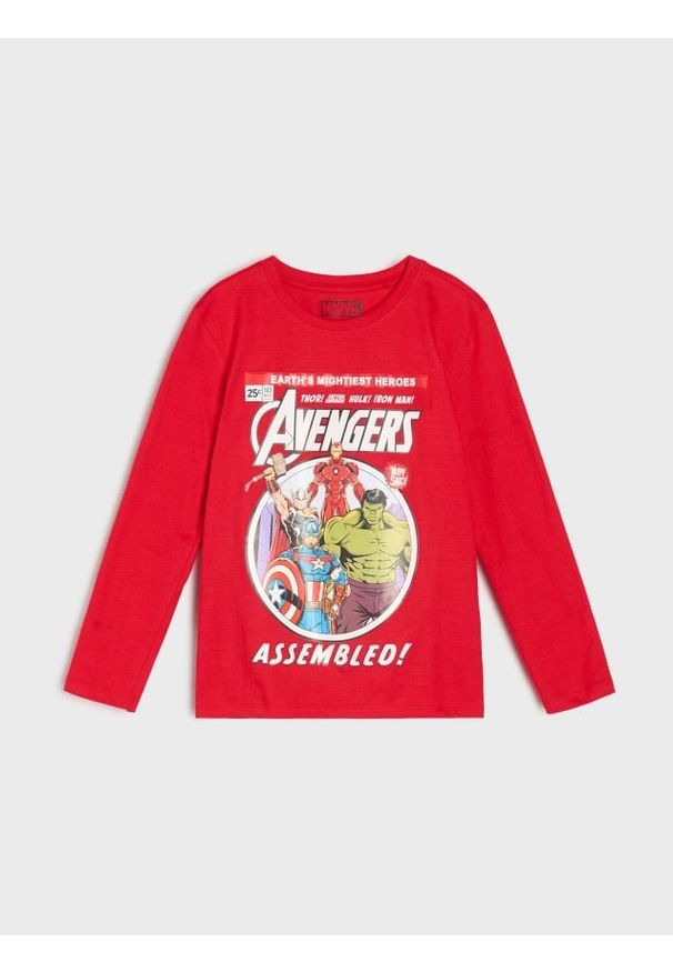 Sinsay - Bawełniana koszulka z nadrukiem Avengers - czerwony. Kolor: czerwony. Materiał: bawełna. Wzór: motyw z bajki, nadruk